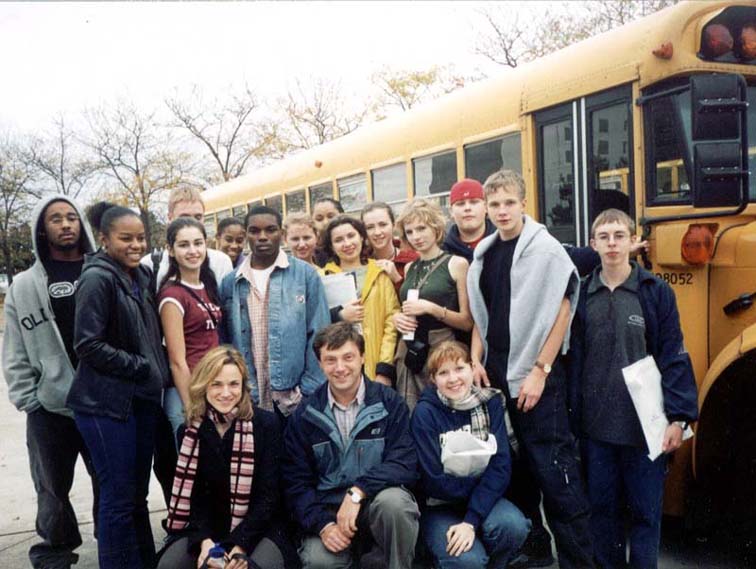 Russian and American students at the school bus